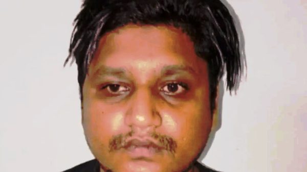 বরিশালে ৩০০ পিস ইয়াবাসহ যুবক গ্রেপ্তার
